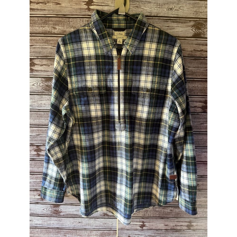 LL Bean Women's 1/4-Zip Long-Sleeved Flannel‎ Top Size L Plaid Relaxed Fit Logo